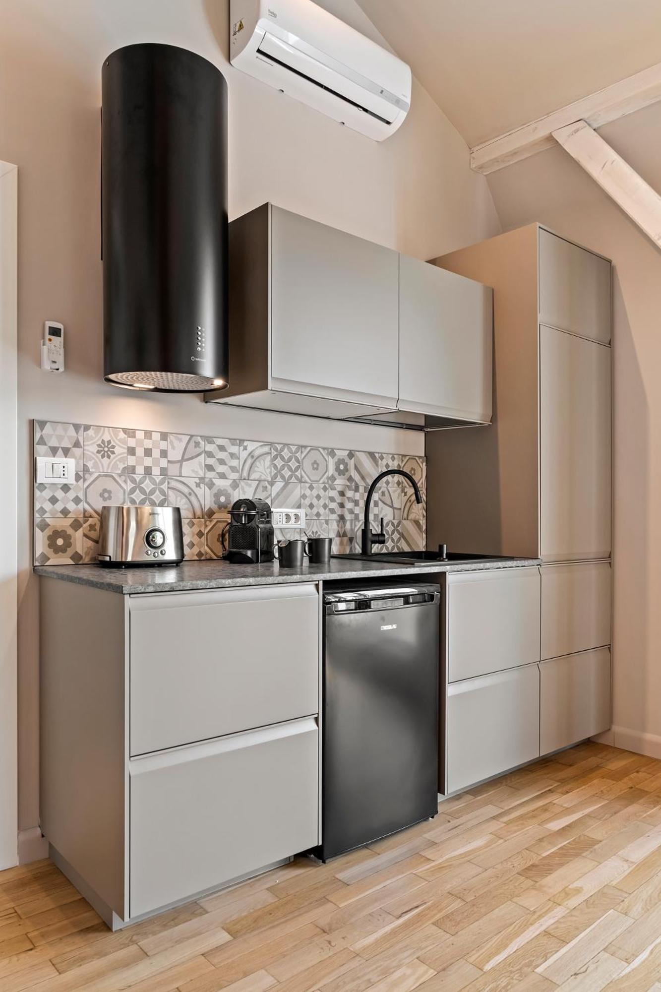 בוקרשט Ultra Central Apartments - Unirii & Old Town מראה חיצוני תמונה